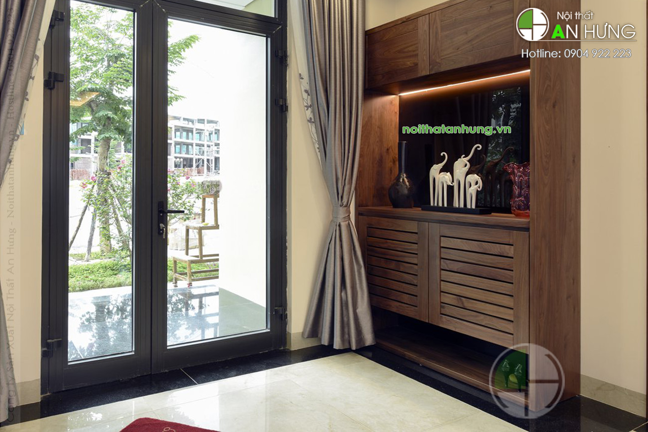Tủ gi&agrave;y gỗ &oacute;c ch&oacute; kết hợp tủ trang tr&iacute; sang trọng