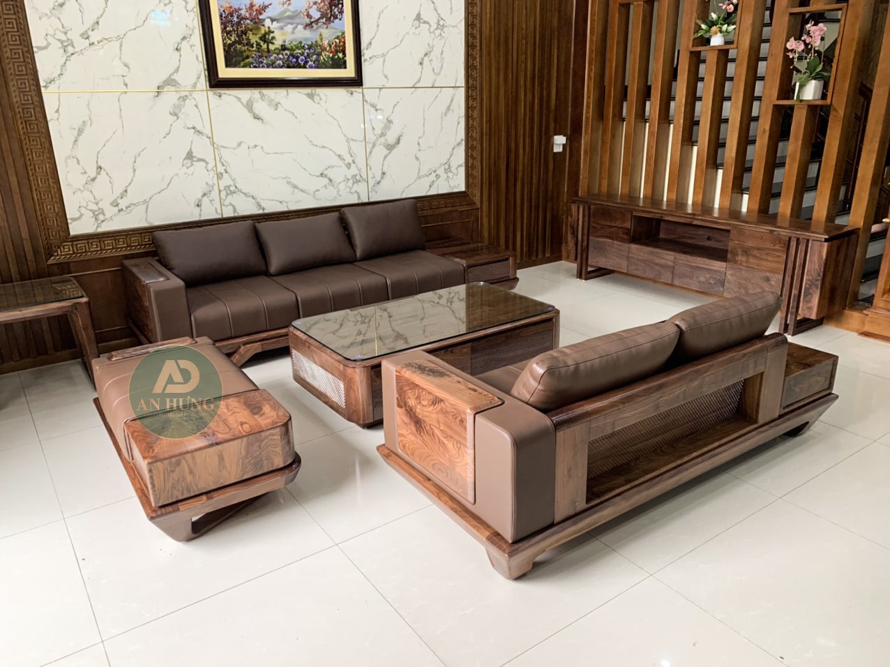 THI CÔNG NỘI THẤT PHÒNG KHÁCH GỖ ÓC CHÓ - VĨNH PHÚC